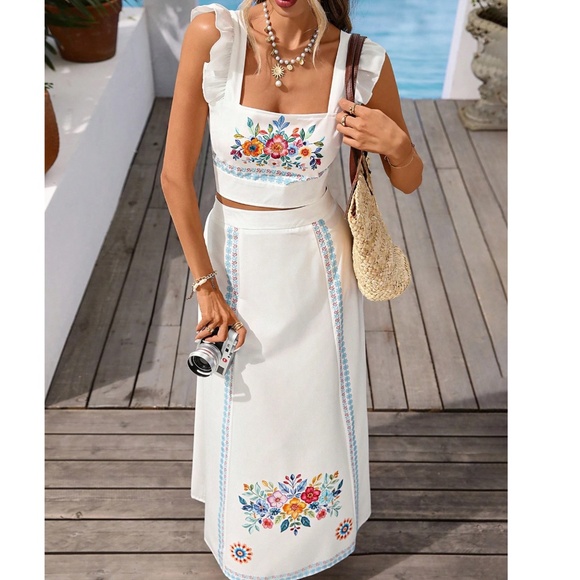 Boho Floral Print Ruffle Cap Sleeve Cropped Top Maxi Skirt Set - Picture 5 of 8